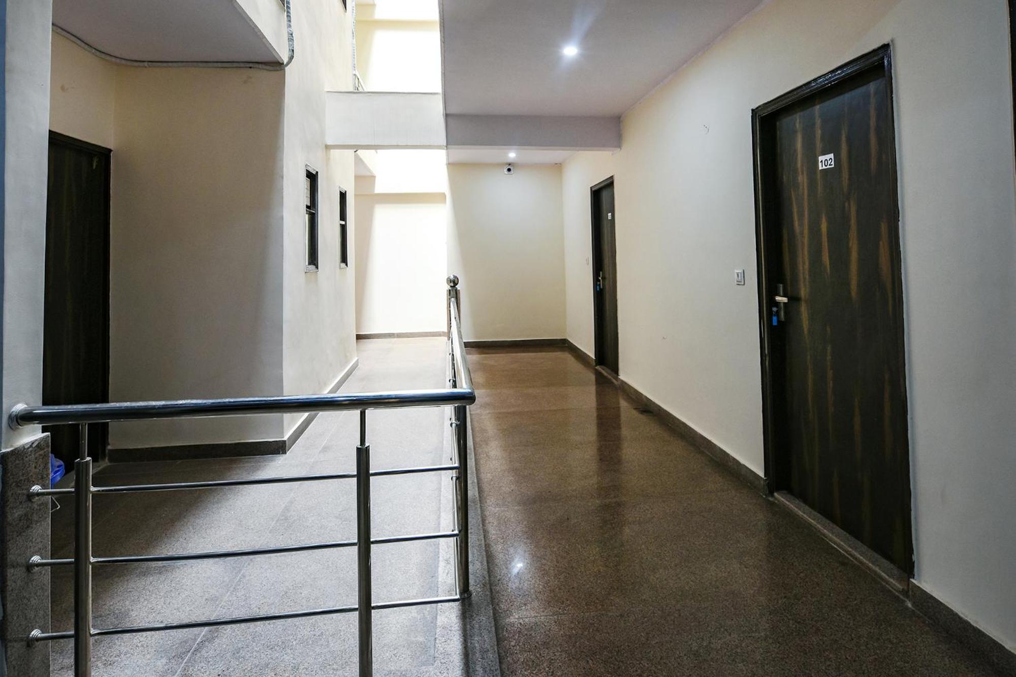Fabhotel The Yashobhumi Near Yashobhoomi Convention Centre Deli Exterior foto